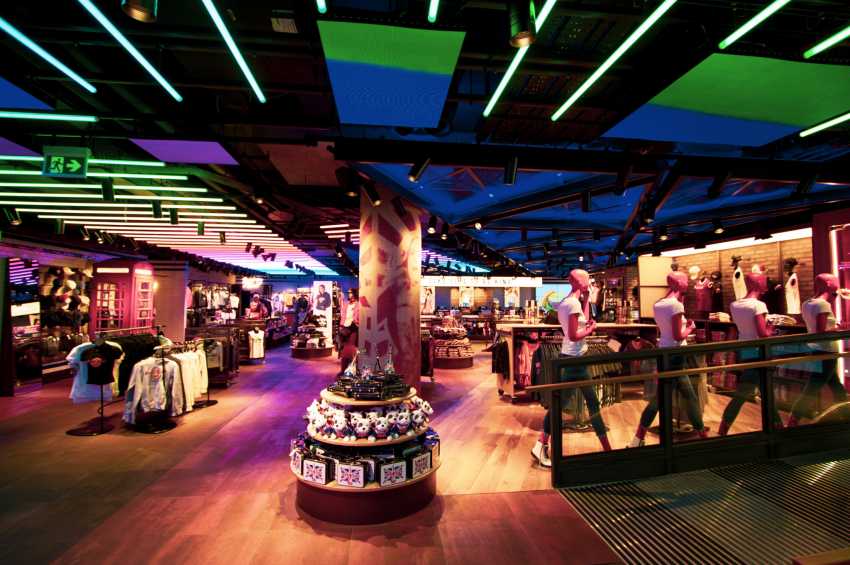 Hire Hard Rock Cafe Piccadilly Circus, 3 amazing event spaces - Venue