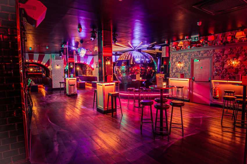 Simmons Bar Holborn, 2 amazing event spaces - Venue Search London